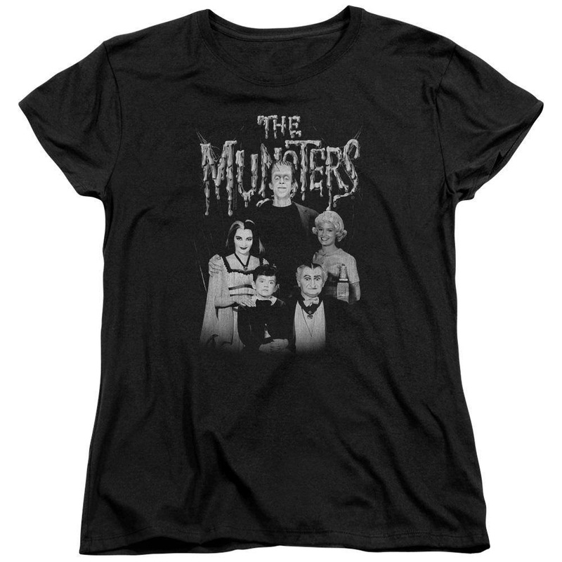 The Munsters Family Portrait Women's T-Shirt